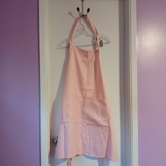 Bib Apron Front Pockets Adjustable Neck Straps Pink NWOT - Picture 4 of 7